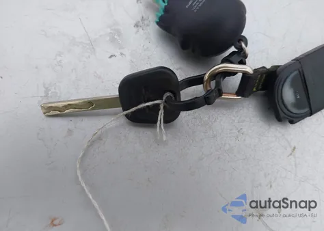 2016 Chevrolet Silverado 1500 1Lt z USA, uszkodzony, nr VIN 3GCPCREC0GG311351